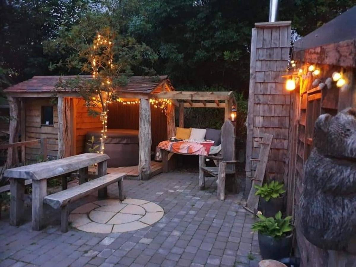 Charming 2-Bed Cabin In Sutton Coldfield Ngoại thất bức ảnh