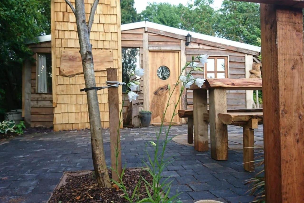 Charming 2-Bed Cabin In Sutton Coldfield Ngoại thất bức ảnh
